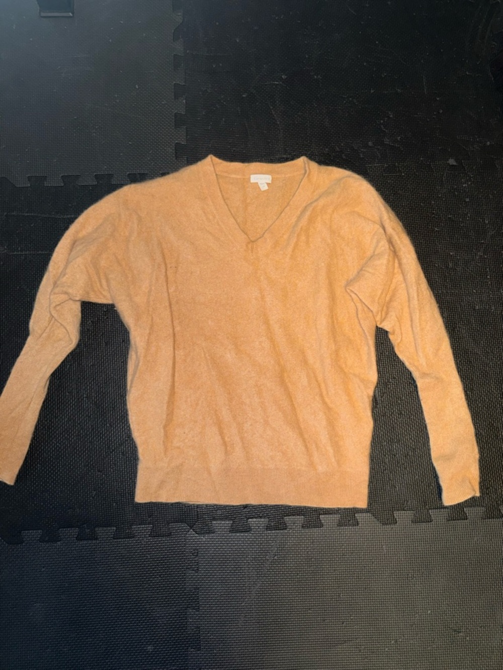 Garnet Hill Women's V-Neck Sweater in Camel Tan
